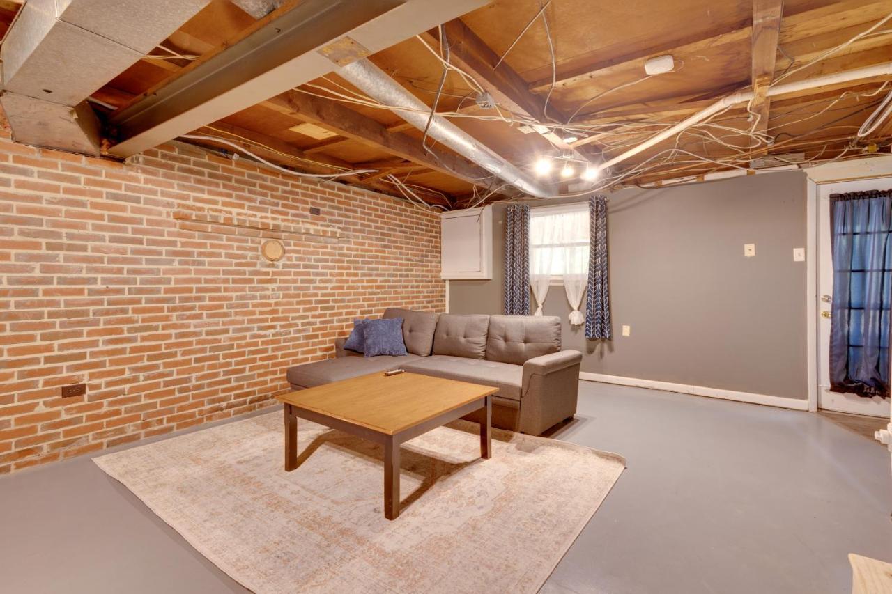 Holiday home Charming - 4 Mi To Psu!